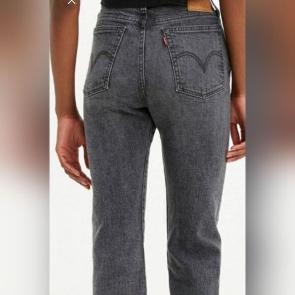 NEW 32 LEVI'S high rise WEDGIE STRAIGHT LEG gray black JEANS SHORT 28 NWT - Picture 1 of 10